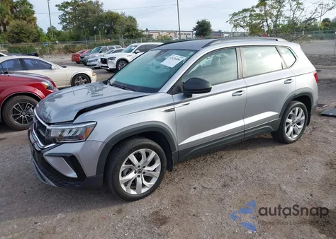 2023 Volkswagen Taos 1.5T S z USA, uszkodzony, nr VIN 3VVFX7B25PM350312